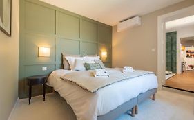Le Cosy Chic . Proche gare . Centre-ville Mâcon . Neuf . Climatisation . Design . Wifi .